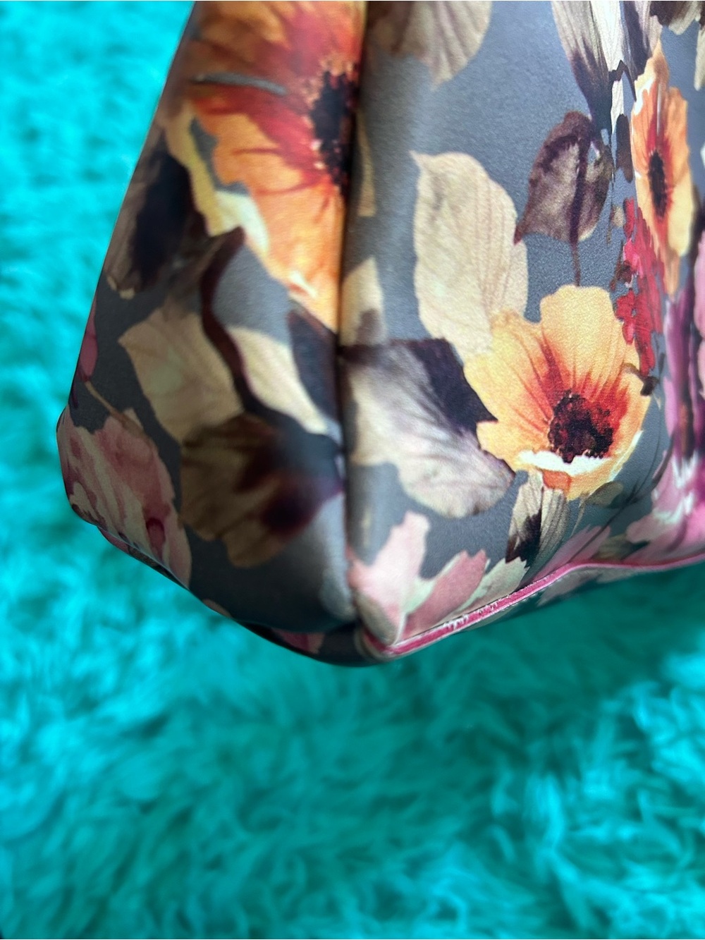 Cavalcenti Floral Print Wristlet Clutch in Gray with Pink & Yellow Blooms - Picture 6 of 16